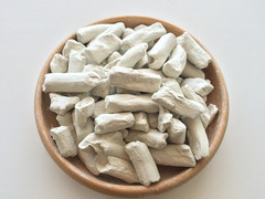 White Pressed Clay Edible Chunks (lump) Natural for Eating (Food), 4 oz (113 g)