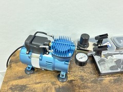 Master TC-320 Airbrush Compressor with Accessories G22 G25 E91