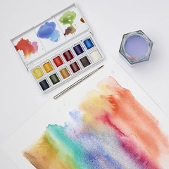 12-Hue Cotman Watercolor Set with Integral Palette & Brush – Ideal for Sketching