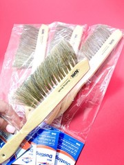 Alvin 2340 Wooden Dusting Brush – Soft Bristles with Comfort Curve Handle (1pc)