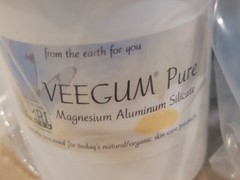 Vanderbuilt Minerals Veegum Pure 4 POUNDS Magnesium Aluminum Silicate
