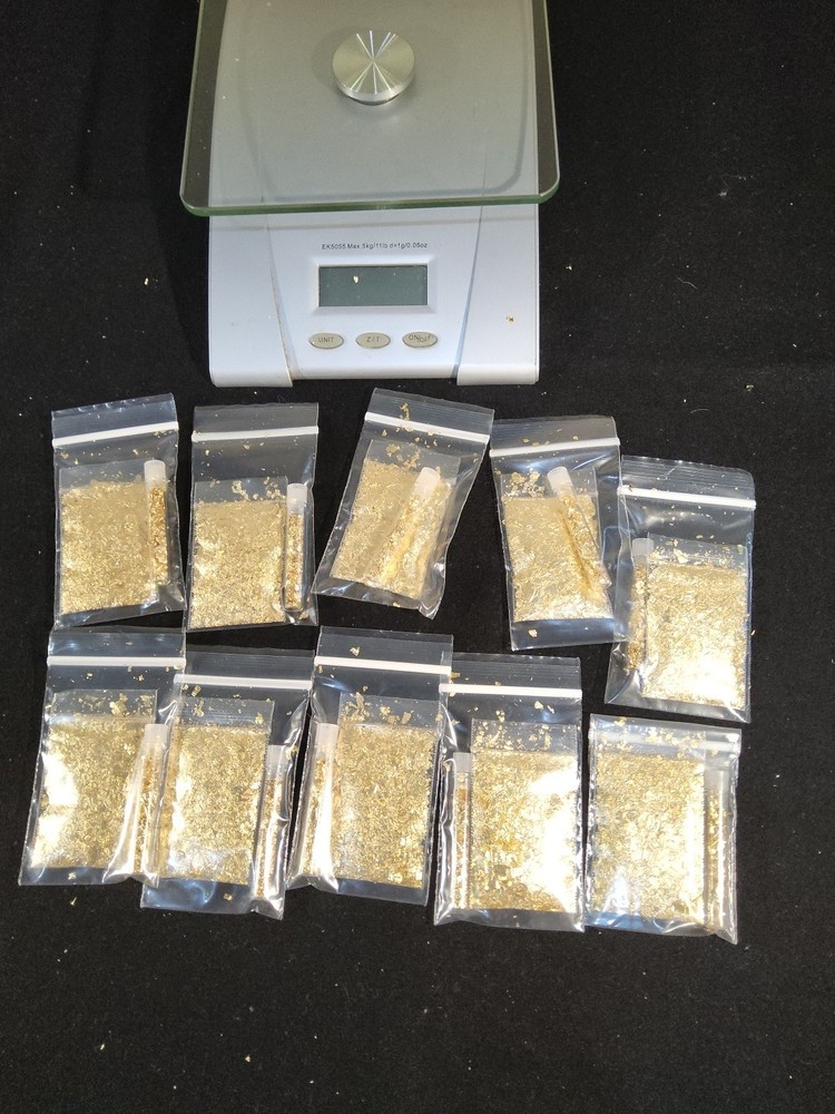 20 Grams Gold Leaf Flake – Bright Beautiful Flake Free Shipping 10 bags 10 vials
