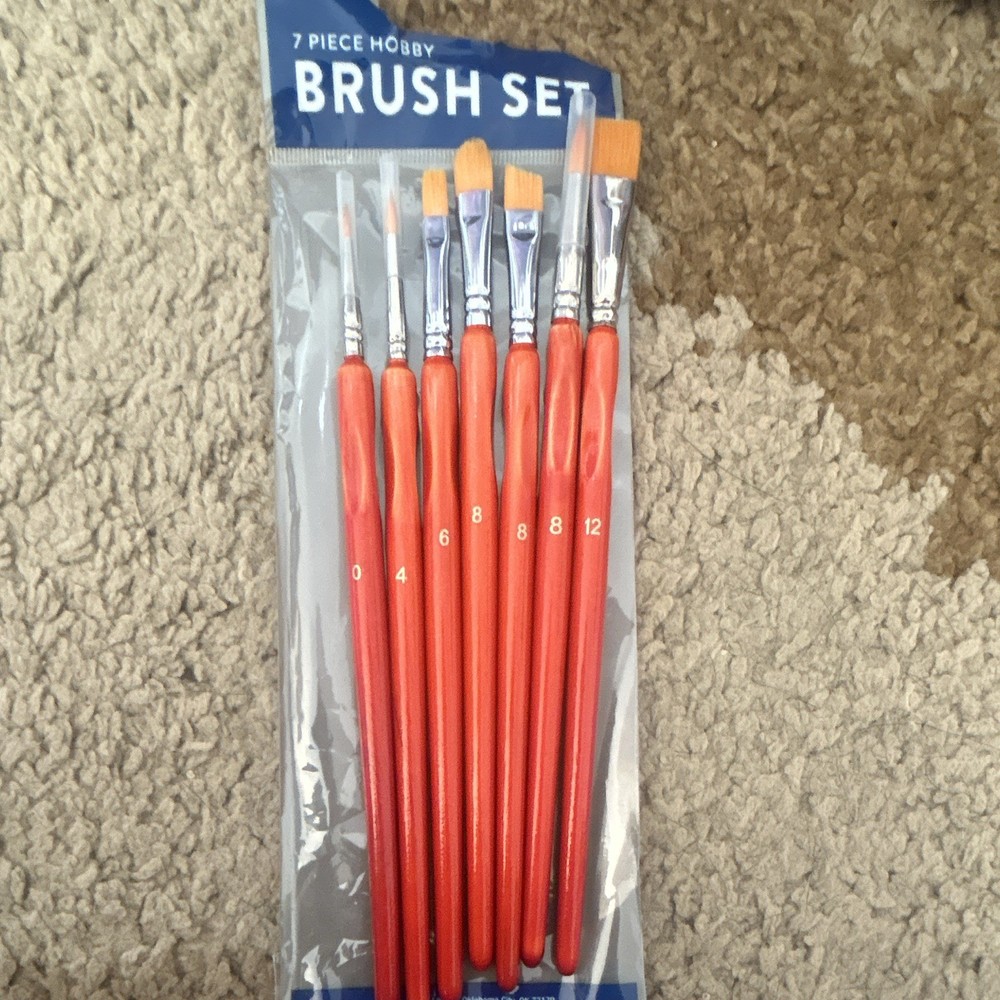 7 Piece Flat Hobby Brush Set – Sizes 0, 4, 6, 8, 8, 12