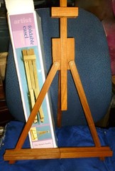 New In Box: Aaron Bros FOLDABLE TABLETOP ARTIST’S EASEL Wooden 19″ to 30″ Height