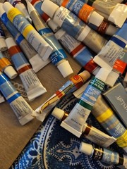 Lot Of 144 Artists Paint Brushes Various Sizes & Brands & 51 Artist Loft Paints