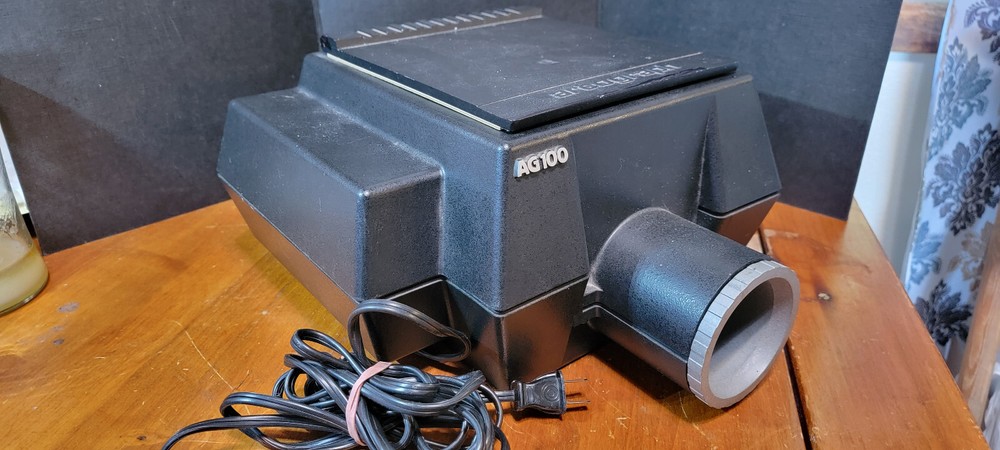 Artograph AG100 Versatile Opaque Art Tracing Enlarger Projector