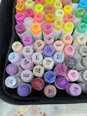 Ohuhu Alcohol Markers 104-color Double Tipped Brush & Chisel- Refillable Markers