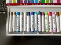 Daiso Japan Artist Oil Crayon Set of 24 Sticks #59 – Used