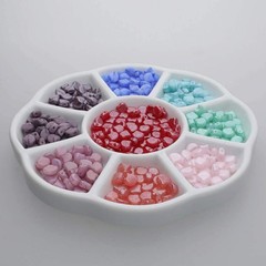 The Beadsmith Ceramic Mixing Palette, Sunflower Design Bead Tray, 5.5″, White