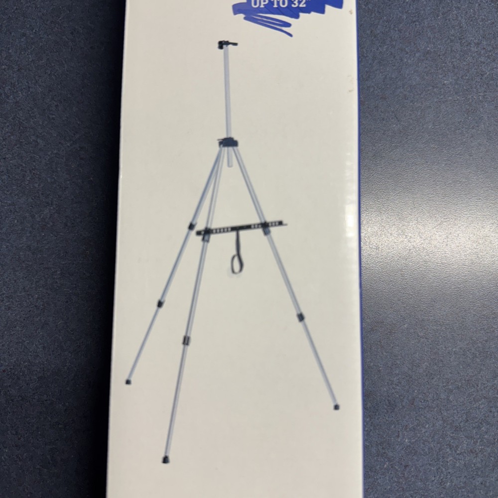 Aluminum Field Easel Holds Canvas Up To 32” Curate Color Brand New In Box