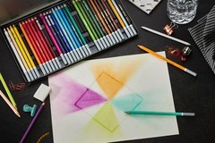– CarbOthello – Chalk-Pastel Pencil – ARTY+ – Tin of 12 – Assorted colors