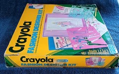 VTG Crayola Fashion Designer Kit 1990 Toy Drawing Color Styling Art Set Stencils