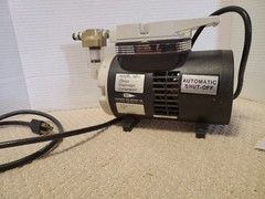 BADGER COMPRESSOR MODEL 180-11 Oilless Compressor Automatic Shut Off NAIL Works.