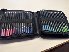 Castle Arts 120 Colored Multicolor Pencil Set with Black Zippered Case, New!