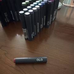 OLO Alcohol Markers – 92 Chisel Tip markers, minimal use