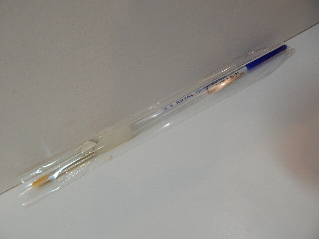 Brush, ROYAL, Soft-Grip # SG150- 8, flat, Dark Blue handle