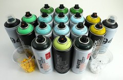 Montana Black/White/94 Spray Paint Lot Of 18 Cans Pack Graffiti Art