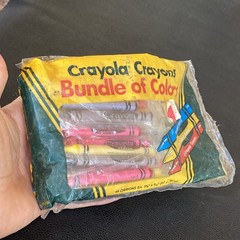 Vintage Crayola 1986 Bundle Of Colors Wrapped 3 Pack 45 Crayons RED YELLOW BLUE