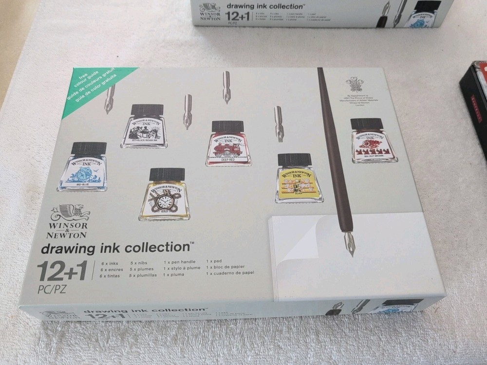 🆕 Winsor & Newton Drawing Ink Collection – 4-Pack (Black, White & Metallic)