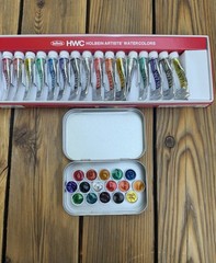 Holbein Artist Pearl Watercolor SAMPLES – 16 Colors (0.6ml Pans) in Tin