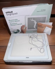 Cricut BrightPad LED Lightpad 13.5″ x 11″ Model #2007530 EUC 11.5×9 Work Surface