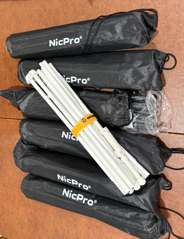 New Lot of 7, 6-Nicpro Folding Easels 63 Inch Metal Floor Easel Stand with Bags