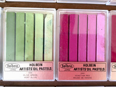 Vintage Holbein Oil Pastels, 225 pieces, multicolor, complete set, barely used