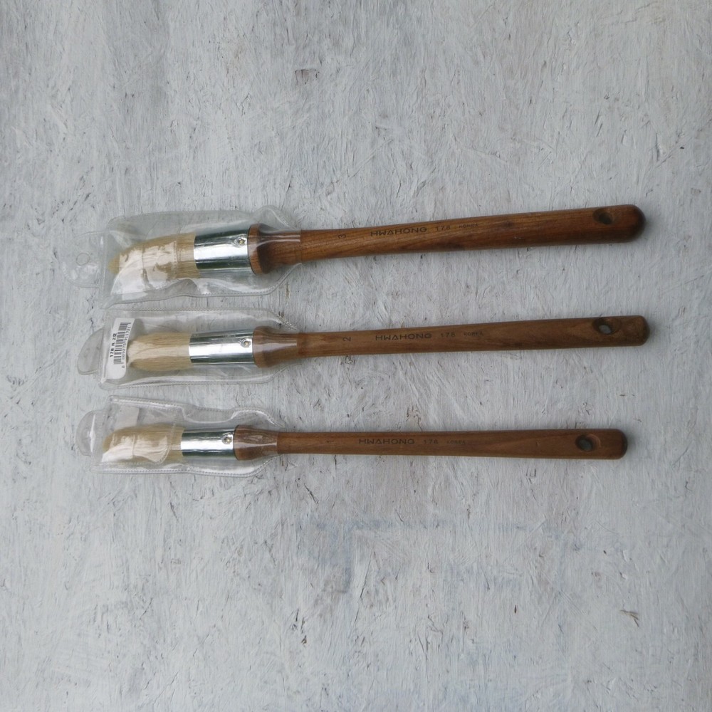 artist brushes
