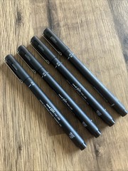 UNI-BALL Uni-Pin 0.6mm BLACK FINE LINE Drawing Pen NO: PIN 06-200 (PKT 4 PENS)
