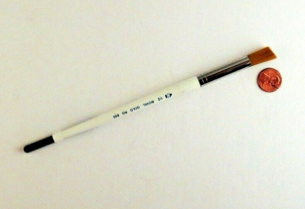 Royal Gold™ Deerfoot Gold Taklon Artist Paint Brush- ($5.49 – $8.99)