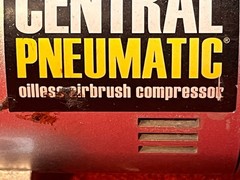 Used Central Pneumatic Oilless Airbrush Compressor 120Vac 60 Hz 58 Psi #69433