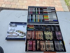 Art Sets / Kits Pencils Markers Crayons Royal Langnickel Acrilic Artists Color