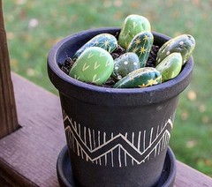 Patio Paints Weatherproof Wrought Iron Acrylic Paint 2-Pack 2oz Scruff & Scra…