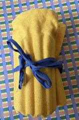 Fabriano Made Italy Set 24 chunky coloured pencils linen roll up Excellent Cond
