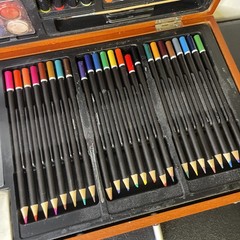Classic Art Studio Artists Kit with Case And Colored Pencils Crayons Watercolors