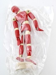 4.5″ Red Artist Wooden Mannequin – Adjustable Human Figure Drawing Model (1 pc)