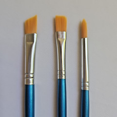 Nylon Hair Paint Brush Set with Carry Case – 12-pc Long Blue Handle