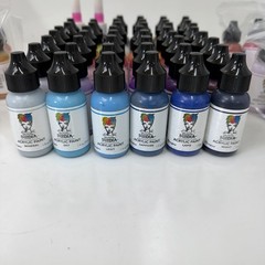 Dina Wakley Media Acrylic Paint 1oz, Assorted Colors New And Used Lot Of 91