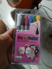Uchida 200-6A 6-Piece Decocolor Fine Point Paint Marker Set