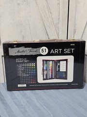 Master’s Touch 51 Piece Acrylic Paint Set In Wood Carrying Case NEW