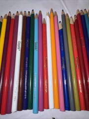 Crayola Colored Pencils Various Lengths Assorted Colors 60 Count Vintage(9)
