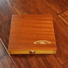 Winsor Newton Artists Watercolour 6″x6″ Wood Dovetail Box Case w/ 12 Half Pans