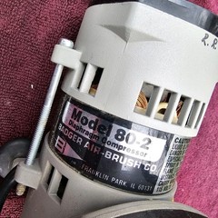 Badger Air-Brush Co. Compressor Model 80-2
