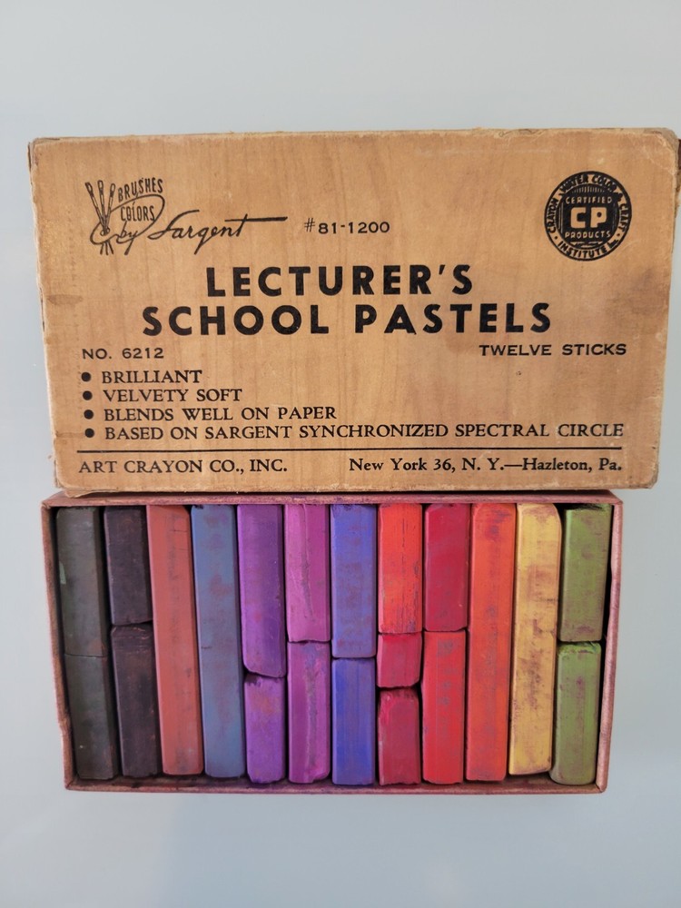 Vintage Brushes Colors By Sargent Lectures School Pastels No.6212, 12 sticks