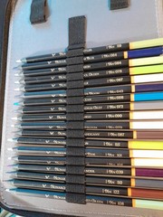 Black Widow Colored Pencils 125 In Zip Case NEW