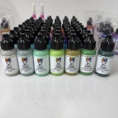 Dina Wakley Media Acrylic Paint 1oz, Assorted Colors New And Used Lot Of 91