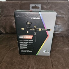 New Black Widow By Spectrum Control Gravity Feed Dual Airbrush 70130 BW-PC-GFDA