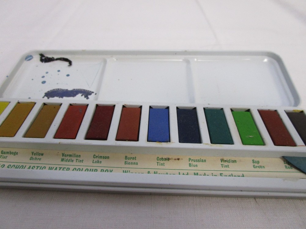 Rare Vtg Winsor & Newton’s Scholastic Watercolours Palette Box No. B 12