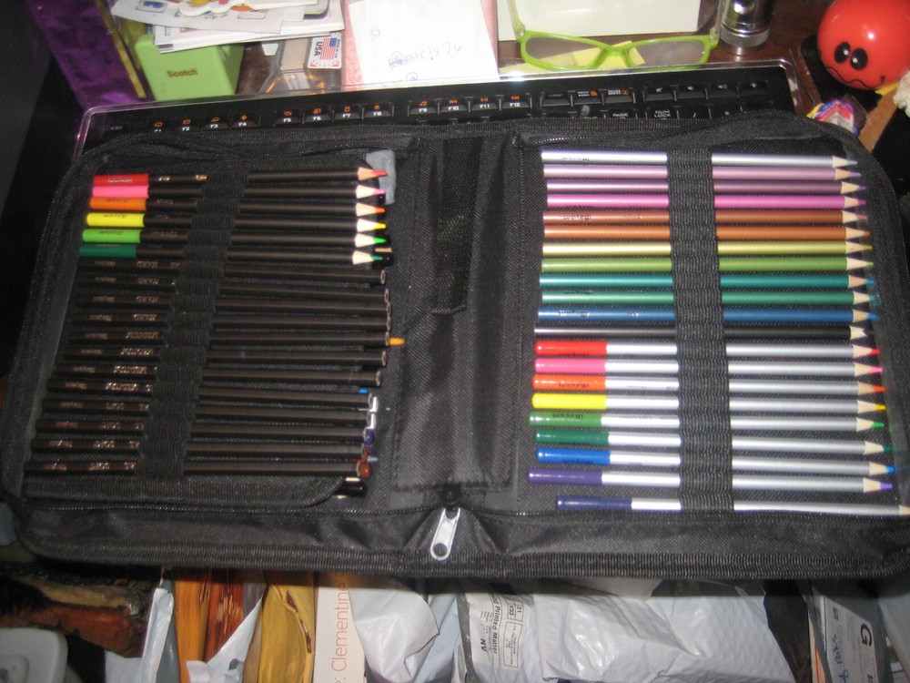iBayam Deluxe Art Set 78 Pack Artist Gift Box Arts Crafts Drawing Painting