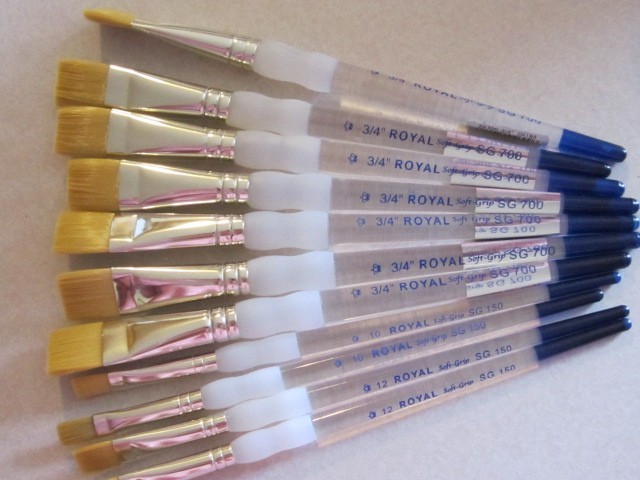 Set of 11 Royal Soft Grip Artist paint Brushes Assorted Size’s